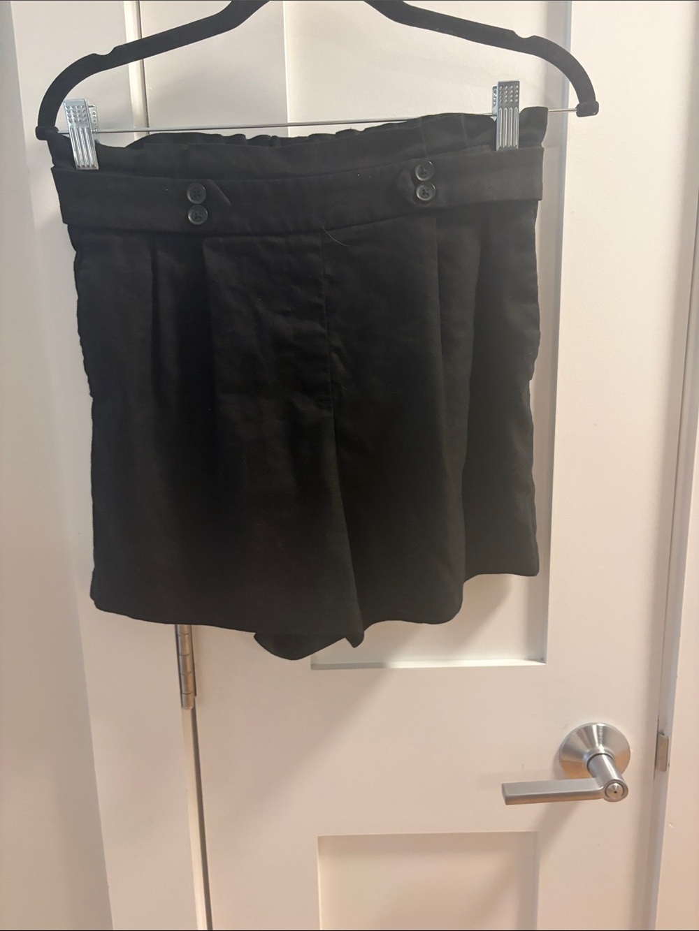 Express Black High-Waist Pleated Women's Shorts
